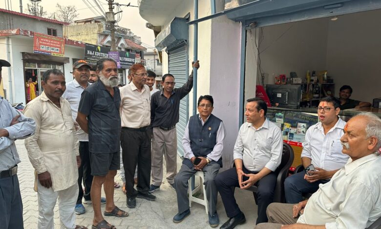 भाजपा शासनकाल में अवरूद्ध हुए विकास कार्य भाजपा शासनकाल में अवरूद्ध हुए विकास कार्य