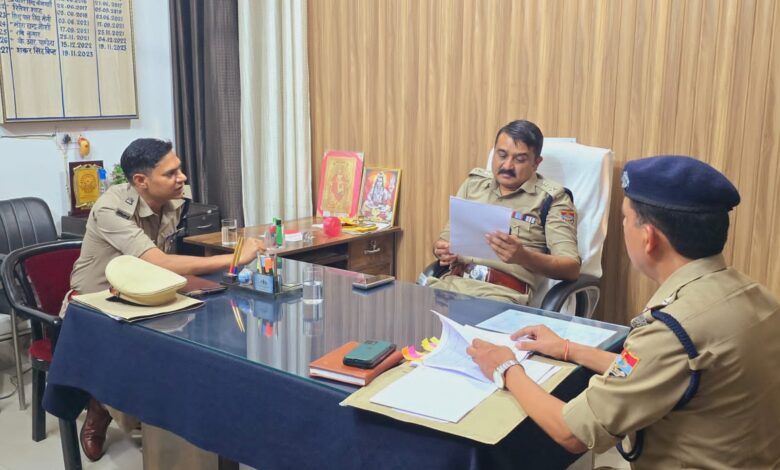 चार धाम यात्रा के दृष्टिगत एसएसपी ने की बैठक चार धाम यात्रा के दृष्टिगत एसएसपी ने की बैठक