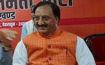 सरकार गिराने की बात कहां से आई?