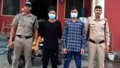 हत्या के अभियोग में वांछित 02 अभियुक्तों को दून पुलिस ने किया गिरफ्तार