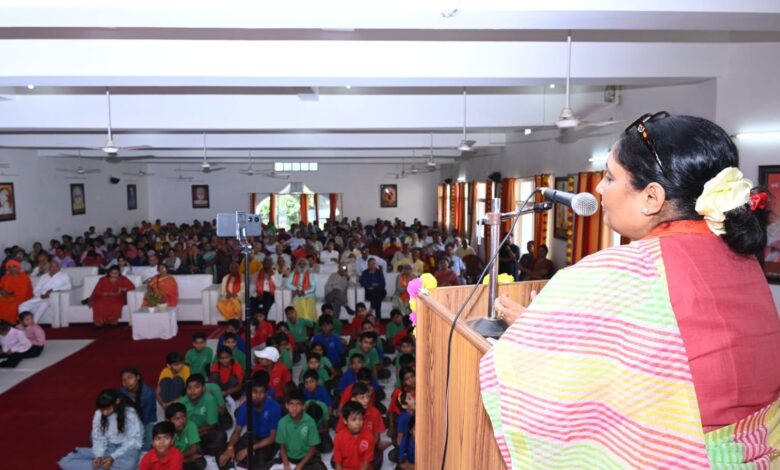 शिक्षा ही समाज में परिवर्तन लाने में सक्षम : विधानसभा अध्यक्ष शिक्षा ही समाज में परिवर्तन लाने में सक्षम : विधानसभा अध्यक्ष