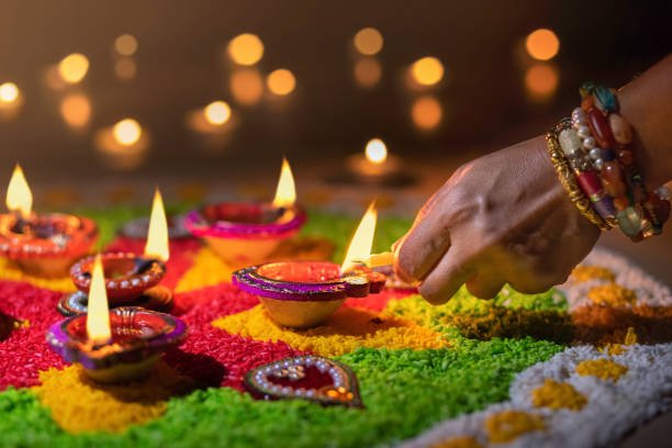 दिवाली की तिथि को लेकर संशय ख़त्म, 31 अक्टूबर को मनाई जाएगी दीपावली