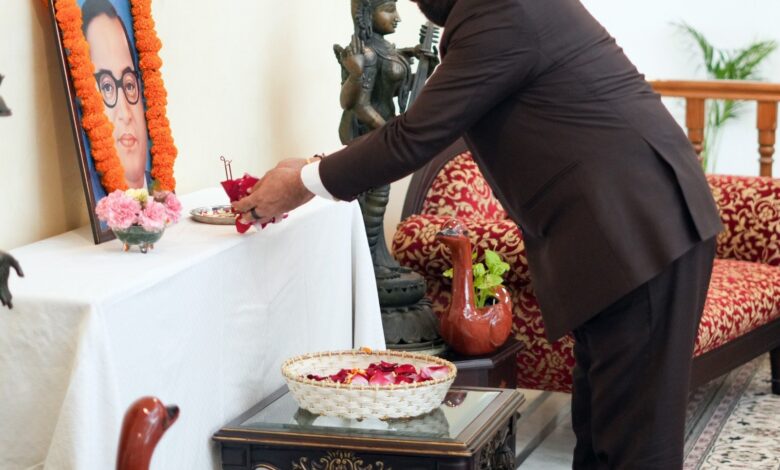 डॉ. भीमराव आंबेडकर हम सभी के लिए प्रेरणास्रोत डॉ. भीमराव आंबेडकर हम सभी के लिए प्रेरणास्रोत