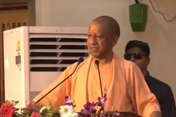 CM योगी आदित्यनाथ ने ‘नए भारत’ को हनुमान जी से जोड़ा, पाकिस्तान पर साधा निशाना