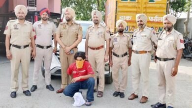 कार से भाग रहे तस्कर को दबोचा, भारी मात्रा में हेरोइन बरामद – Parvat Sankalp News
