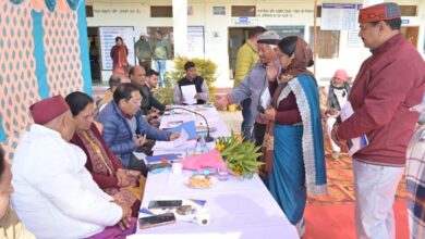 रेलवे और उत्तराखंड सरकार के बीच समन्वय: पेंडिंग प्रोजेक्ट्स को लेकर मुख्य सचिव आनंद बर्द्धन की अहम बैठक।