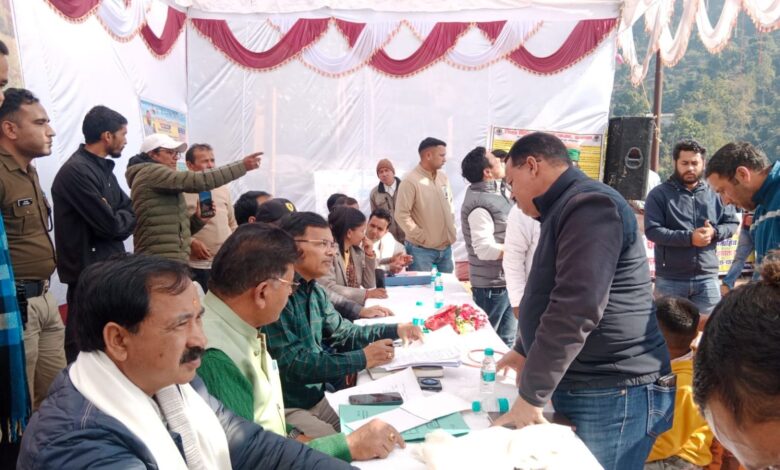 उत्तराखंड: सीएम धामी के नेतृत्व में जन-जन के द्वार पहुंची सरकार, 3.44 लाख लोगों ने उठाया सीधा लाभ।