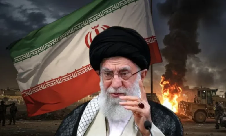 ईरान संकट: इंटरनेट ठप्प और उड़ानें रद्द, भारतीय छात्रों से संपर्क करना हुआ मुश्किल।