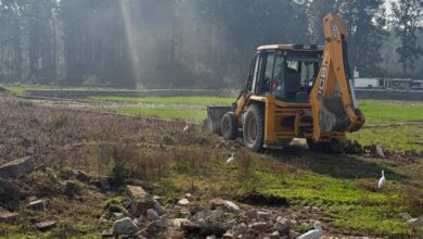 राजधानी में अवैध कॉलोनाइजरों पर गिरी गाज, MDDA की प्रवर्तन टीम ने ध्वस्त की अवैध बाउंड्री और सड़कें