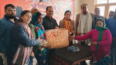 सुवाखोली में सेवा का उत्सव: भाजपा कार्यकर्ताओं ने कंबल बांटकर मनाया कैबिनेट मंत्री का बर्थ-डे वीक।  Detailed Tags (SEO Friendly – English)