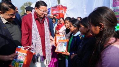 मुख्यमंत्री ने ‘जन-जन की सरकार, जन-जन के द्वार‘ अभियान के तहत खैरीमान सिंह में आयोजित शिविर का किया निरीक्षण