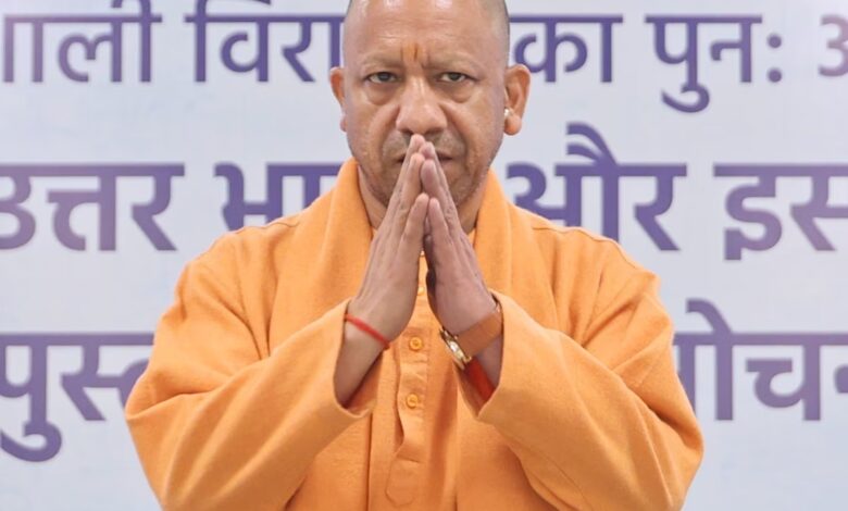 वाराणसी दौरा: विरासत, विकास और विवाद पर बोले योगी आदित्यनाथ—’विरोध करने वाले भी कॉरिडोर में लेते हैं आशीर्वाद’। वाराणसी दौरा: विरासत, विकास और विवाद पर बोले योगी आदित्यनाथ—’विरोध करने वाले भी कॉरिडोर में लेते हैं आशीर्वाद’।