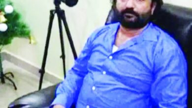 झारखंड पुलिस अधिकारी के भाई की गिरफ्तारी से मचा हड़कंप, देहरादून मर्डर केस में बड़ा खुलासा।