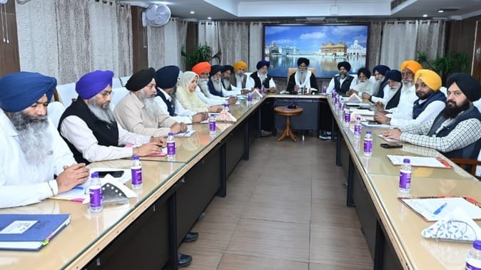 पंथक सियासत में हड़कंप: श्री हरिमंदिर साहिब के मुख्य ग्रंथी ज्ञानी रघबीर सिंह जबरन रिटायर। पंथक सियासत में हड़कंप: श्री हरिमंदिर साहिब के मुख्य ग्रंथी ज्ञानी रघबीर सिंह जबरन रिटायर।