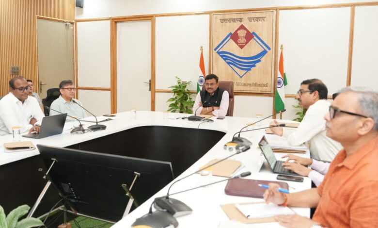 मुख्य सचिव श्री आनन्द बर्द्धन की अध्यक्षता में मंगलवार को सचिवालय में उत्तराखंड वन संसाधन प्रबंधन समिति की उच्चाधिकार समिति की बैठक संपन्न हुयी।