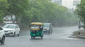 पंजाब में फिर बदलेगा मौसम: तीन दिन बारिश का अलर्ट, तेज हवाओं के साथ गिर सकता है तापमान