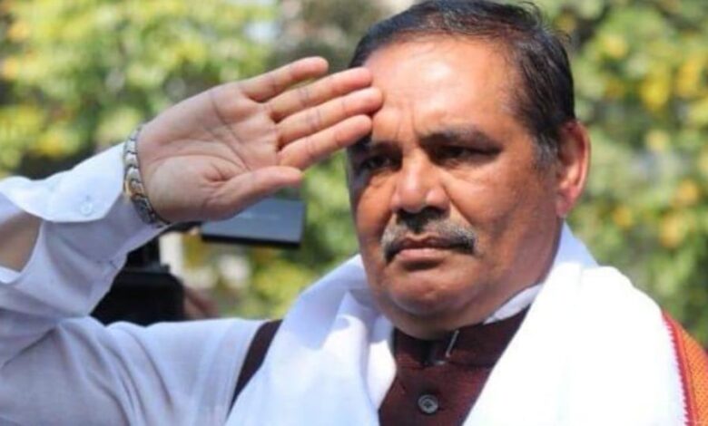 एसआईटी की कार्रवाई तेज, विजय सांपला और पूर्व अधिकारियों से होगी पूछताछ एसआईटी की कार्रवाई तेज, विजय सांपला और पूर्व अधिकारियों से होगी पूछताछ