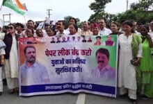 उत्तराखंड पेपर लीक मामला गरमाया, प्रदेशभर में विरोध प्रदर्शन और भूख हड़ताल जारी