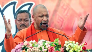 गाजीपुर में CM योगी ने 2027 का बजाया बिगुल, अंसारी परिवार के गढ़ में 300 मीटर दूर से भाजपा की हुंकार