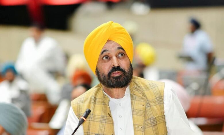 मजीठा से तलबीर सिंह गिल पर AAP का बड़ा दांव, सीएम भगवंत मान ने दिए चुनावी संकेत मजीठा से तलबीर सिंह गिल पर AAP का बड़ा दांव, सीएम भगवंत मान ने दिए चुनावी संकेत