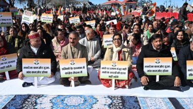 मनरेगा के नाम और स्वरूप में बदलाव के विरोध में कांग्रेस का प्रदर्शन, केंद्र सरकार पर साधा निशाना