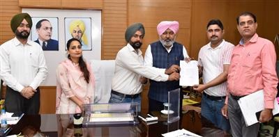 पंजाब सरकार के बड़े फैसले: 70 नई भर्तियों को मंजूरी, PSEB छात्रों को स्पेशल मर्सी चांस, किसानों के नुकसान का होगा सर्वे