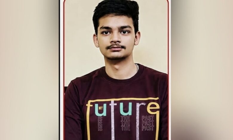 इशान अहमद मौत मामला: पुलिस जांच में जुटी, पोस्टमार्टम रिपोर्ट का इंतजार इशान अहमद मौत मामला: पुलिस जांच में जुटी, पोस्टमार्टम रिपोर्ट का इंतजार