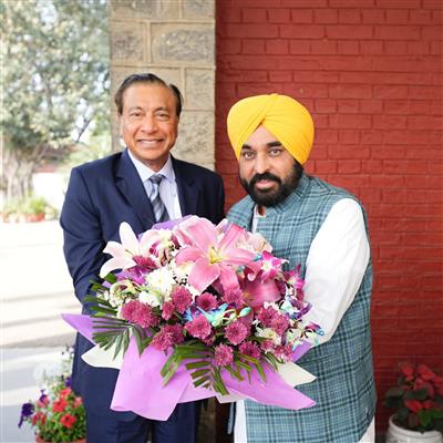 प्रोग्रेसिव पंजाब इन्वेस्टर्स समिट: वैश्विक उद्योगपतियों ने पंजाब में निवेश बढ़ाने का किया ऐलान, CM भगवंत मान की नीतियों की सराहना