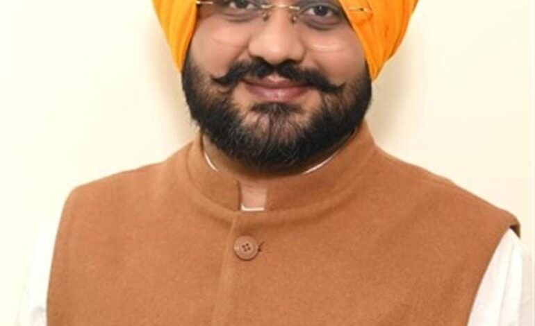 पंजाब में 14,100 महिला उद्यमियों का होगा सम्मान, 100 को मिलेंगे ₹25,000; महिला सशक्तिकरण को सरकार का बड़ा कदम पंजाब में 14,100 महिला उद्यमियों का होगा सम्मान, 100 को मिलेंगे ₹25,000; महिला सशक्तिकरण को सरकार का बड़ा कदम