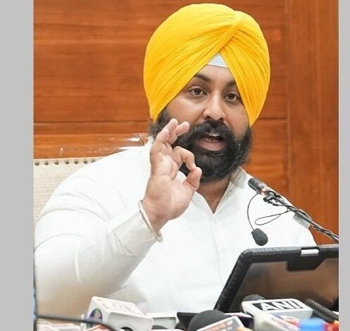पंजाब के सरकारी स्कूलों में बड़े बदलाव, 2,300 करोड़ रुपये खर्च; 3.64 लाख छात्रों ने छोड़े निजी स्कूल