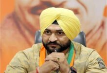 पूर्व खेल मंत्री संदीप सिंह की बढ़ सकती हैं मुश्किलें, महिला कोच ने रेप की कोशिश की धारा जोड़ने की मांग की