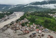 नेपाल में आपदा के बीच महाराष्ट्र सरकार बनी सहारा, 106 पर्यटक सुरक्षित भारत लौटे