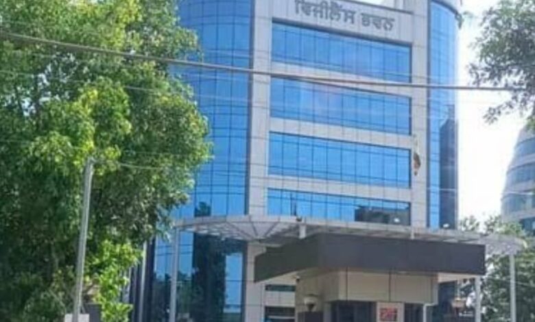 लुधियाना में भ्रष्टाचार पर विजिलेंस का बड़ा एक्शन, 4 साल में 396 FIR दर्ज लुधियाना में भ्रष्टाचार पर विजिलेंस का बड़ा एक्शन, 4 साल में 396 FIR दर्ज