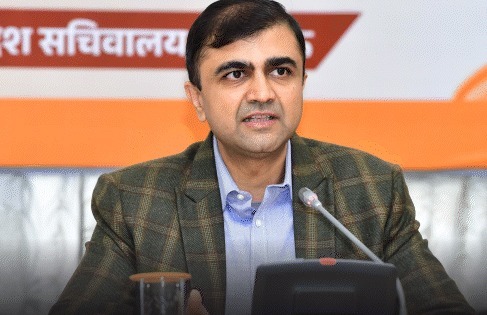सोलर प्रोजेक्ट मामले में IAS अभिषेक प्रकाश को राहत, हाईकोर्ट का बड़ा फैसला