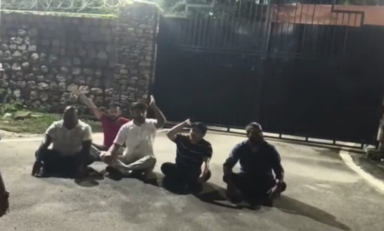 देहरादून में कांग्रेस नेताओं पर FIR, CM आवास की सुरक्षा व्यवस्था में उल्लंघन का आरोप