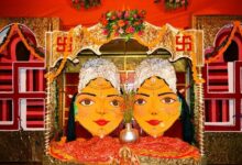 Nanda Ashtami 2026: अल्मोड़ा में उमड़ा श्रद्धालुओं का सैलाब, नंदा देवी मंदिर में दिखा आस्था का रंग