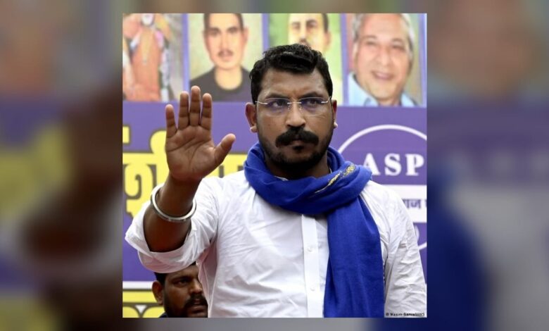 चंद्रशेखर आजाद पर हमले के बाद यूपी में सियासत तेज, भीम आर्मी ने उठाई जांच की मांग चंद्रशेखर आजाद पर हमले के बाद यूपी में सियासत तेज, भीम आर्मी ने उठाई जांच की मांग