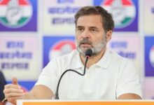TMC Symbol Row: ममता बनर्जी और अरूप रॉय गुट को अब चुनना होगा नया नाम-सिंबल