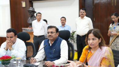 मुख्य सचिव आनंद बर्द्धन ने छात्रों को दिए सफलता के टिप्स, नशे से दूर रहने की अपील