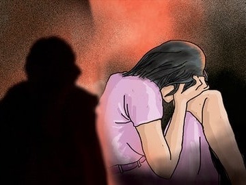 हल्द्वानी पहुंची नाबालिग, शादी से इनकार के बाद पुलिस से की शिकायत हल्द्वानी पहुंची नाबालिग, शादी से इनकार के बाद पुलिस से की शिकायत