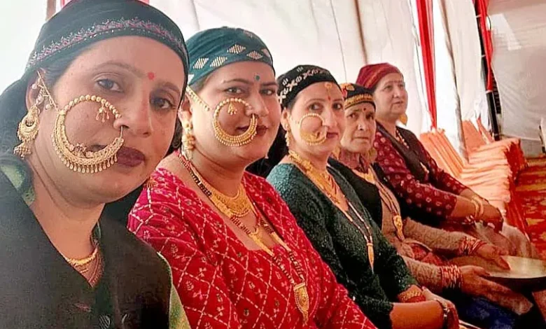 जौनसार में ST प्रमाणपत्रों को लेकर विवाद तेज, विकेश नेगी की मांग—केंद्र के फैसले तक नए प्रमाणपत्र जारी न हों